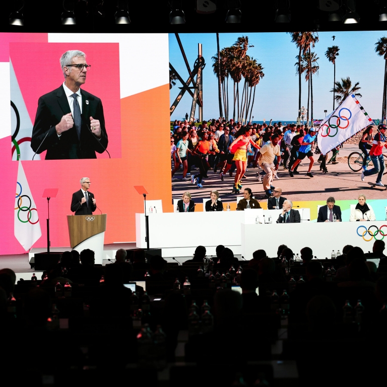 21nat-la-olympics-qptk-mediumSquareAt3X