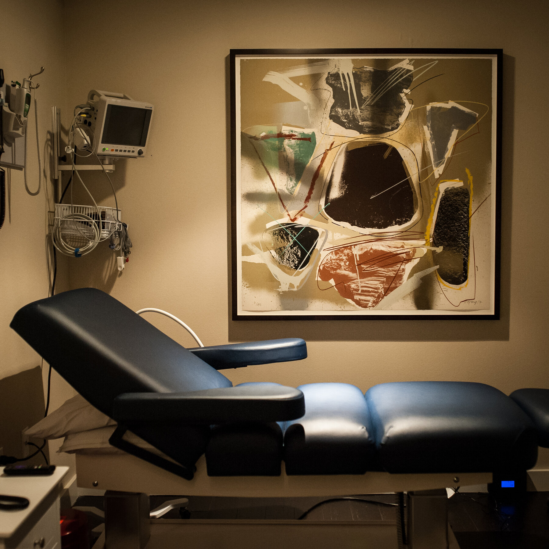 Sejumlah dokter elit diduga terlibat dalam pelanggaran etika serius dengan memberikan layanan medis istimewa kepada terpidana kejahatan seks Jeffrey Epstein dan para korbannya, memicu seruan akuntabilitas di profesi kedokteran.