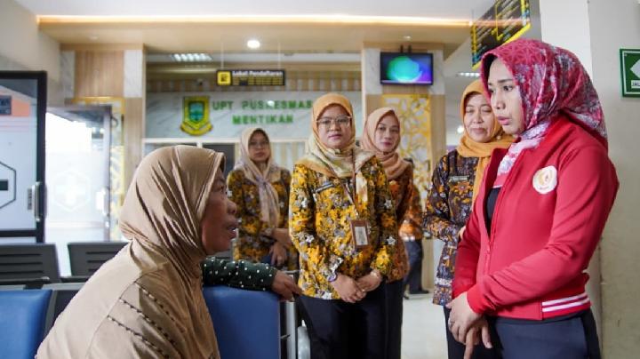 Wali Kota Mojokerto Ika Puspitasari (Ning Ita) saat menyampaikan paparan capaian kinerja atau program kerja di hadapan publik.