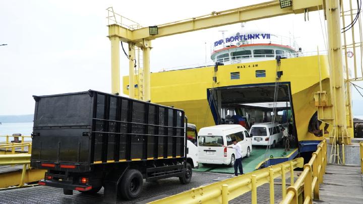 KMP Portlink VII beroperasi kembali di lintas Gilimanuk-Ketapang, siap mengurai antrean kendaraan dan penumpang untuk kelancaran mobilitas antara Jawa dan Bali.