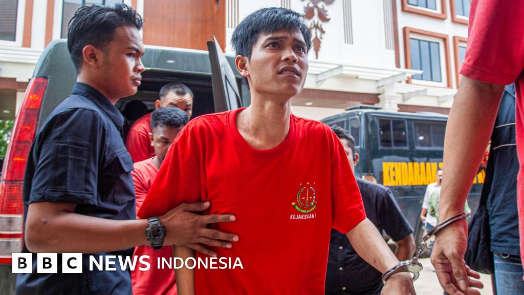 Fandi Ramadhan, terdakwa kasus penyelundupan narkoba, saat menjalani proses persidangan di Pengadilan Negeri Batam. (Ilustrasi)