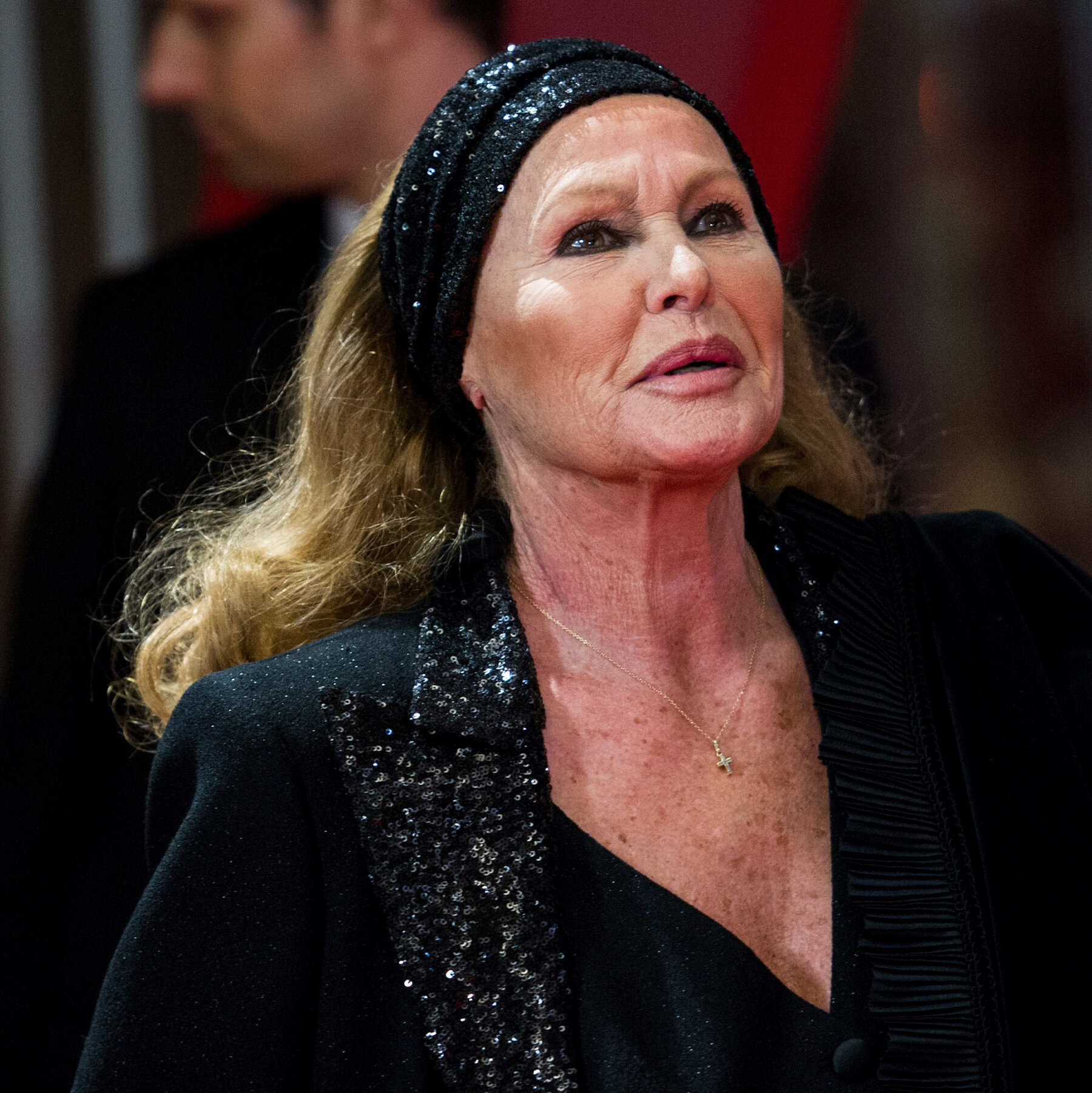 Aktris legendaris Ursula Andress, dikenal sebagai 'Bond Girl' pertama, berhasil mendapatkan kembali USD 23 juta dana yang dicuri darinya setelah upaya pemulihan aset oleh Italia.