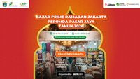 Ilustrasi suasana bazar murah di area Balai Kota Jakarta yang ramai dikunjungi masyarakat untuk mendapatkan kebutuhan pokok dengan harga terjangkau.