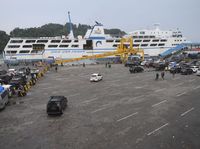 ilustrasi-syarat-menyeberang-pelabuhan-merak_43