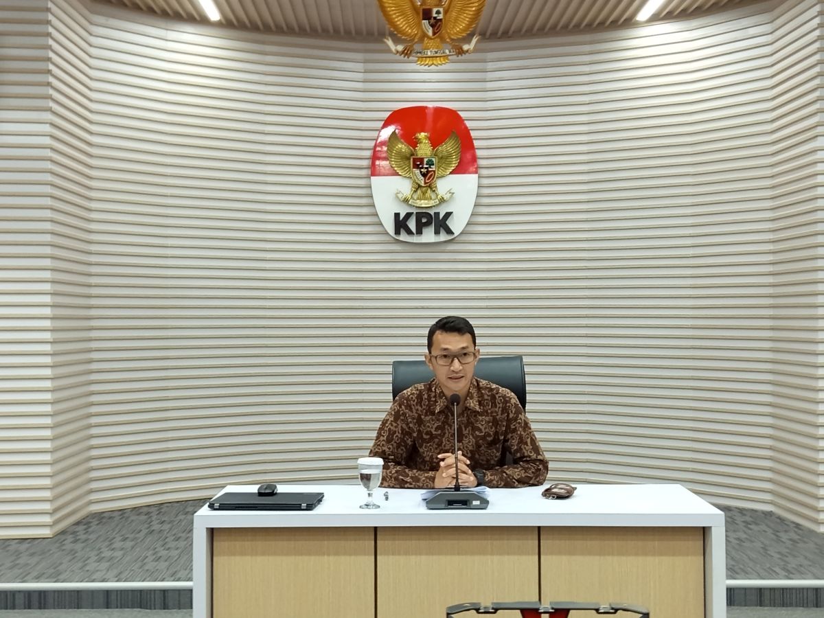 juru_bicara_komisi_pemberantasan_korupsi_budi_prasetyo-L3QJ_large