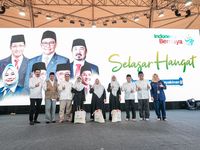 Menteri Koordinator Bidang Pembangunan Manusia dan Kebudayaan, Muhaimin Iskandar, meluncurkan program 'Tebar Harapan Ramadan' yang mendistribusikan 2 juta paket zakat fitrah senilai Rp441,9 miliar untuk masyarakat Indonesia.