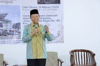 Wakil Ketua MPR RI Hidayat Nur Wahid menyerukan tindakan tegas dan regulasi global untuk memerangi Islamophobia yang terus meningkat, menekankan peran Organisasi Kerja Sama Islam (OKI) dalam upaya ini.