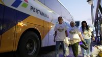 Suasana keberangkatan salah satu rombongan pemudik dalam program Mudik Bareng Pertamina yang menuju Jakarta, memastikan perjalanan aman dan nyaman. (Foto: Dok. Pertamina)