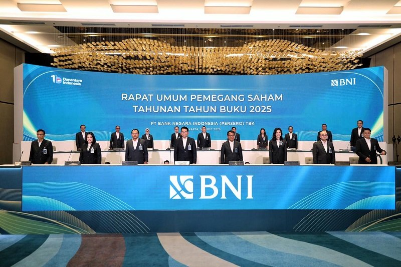 Direksi PT Bank Negara Indonesia (Persero) Tbk (BBNI) saat Rapat Umum Pemegang Saham Tahunan (RUPST) yang menyepakati dividen tunai Rp13,03 triliun dan program buyback saham.
