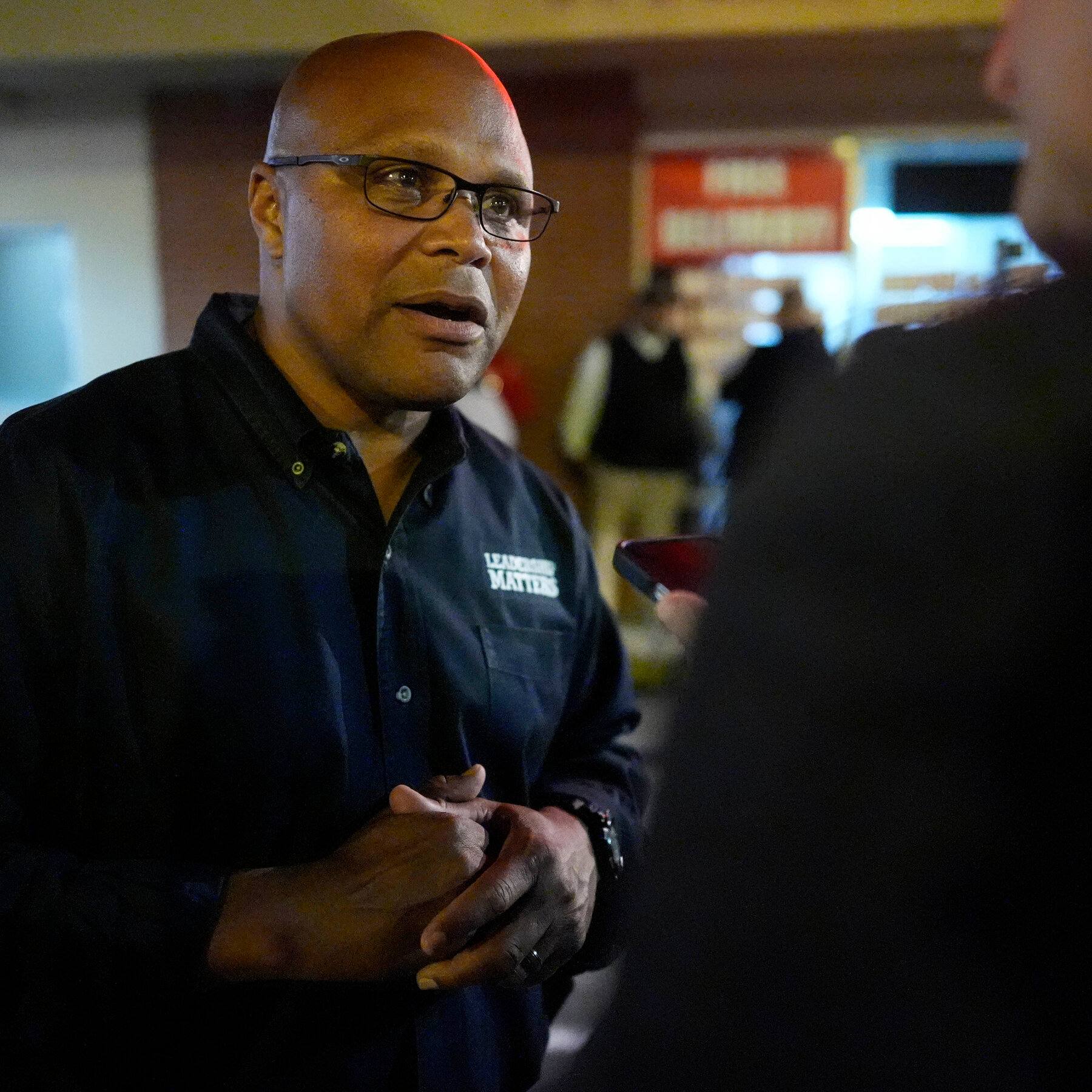 Calon Anggota DPR AS berdebat mengenai kebijakan luar negeri dalam sebuah forum kampanye di Georgia.