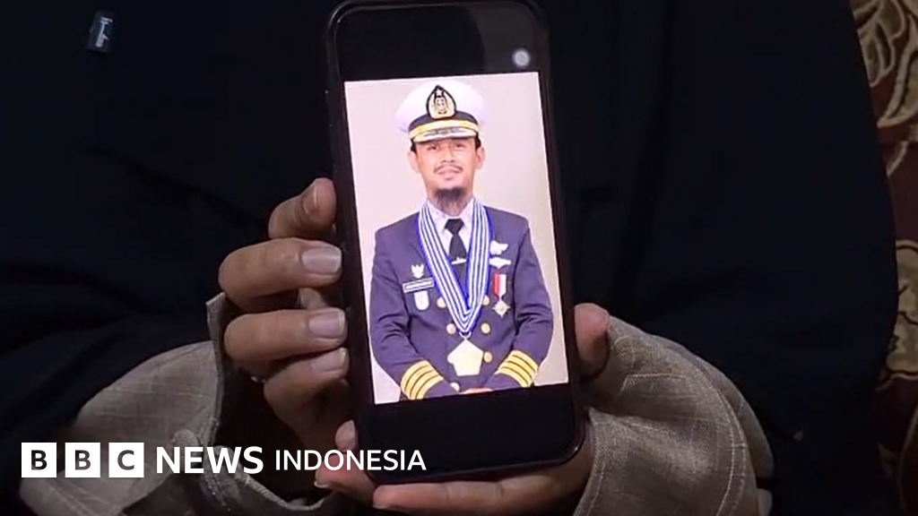 Kapten kapal berhasil selamat dari sandera bajak laut Somalia berkat pengakuan identitas Muslimnya. Ilustrasi ancaman perompakan di perairan Somalia.