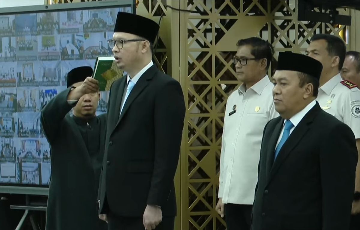 Menteri Imigrasi dan Pemasyarakatan, Agus Andrianto, saat melantik Hendarsam Marantoko sebagai Direktur Jenderal Imigrasi di Jakarta, Rabu (1/4/2026).