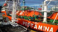 Kapal tanker LPG Pertamina, MT Gas Attaka, siap berlayar mengantarkan pasokan vital ke berbagai wilayah di Indonesia.