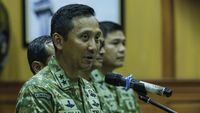 Empat prajurit TNI resmi ditetapkan sebagai tersangka dalam kasus penyiraman air keras terhadap aktivis KontraS, Andrie Yunus, menandai langkah maju dalam penegakan hukum dan akuntabilitas militer.