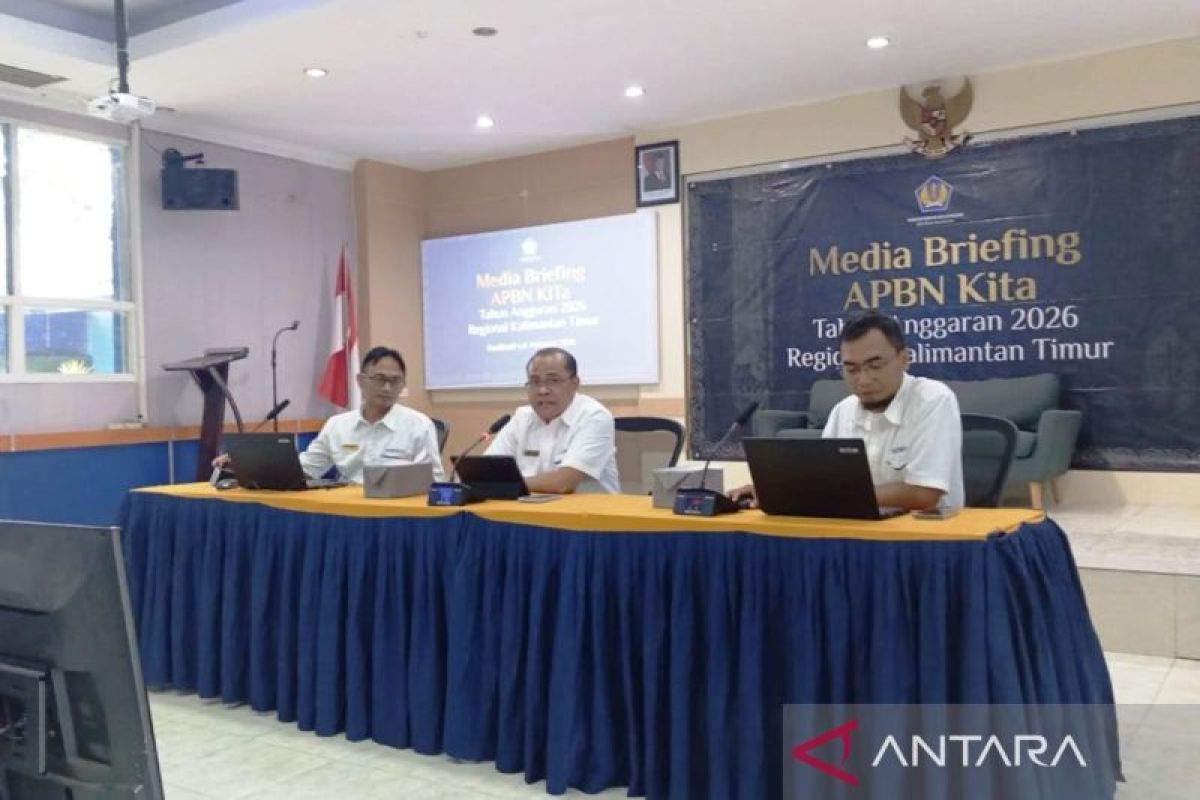 Gedung Kantor Gubernur Kalimantan Timur di Samarinda, simbol pusat administrasi provinsi yang akan menerima alokasi dana transfer pusat untuk pemerataan.