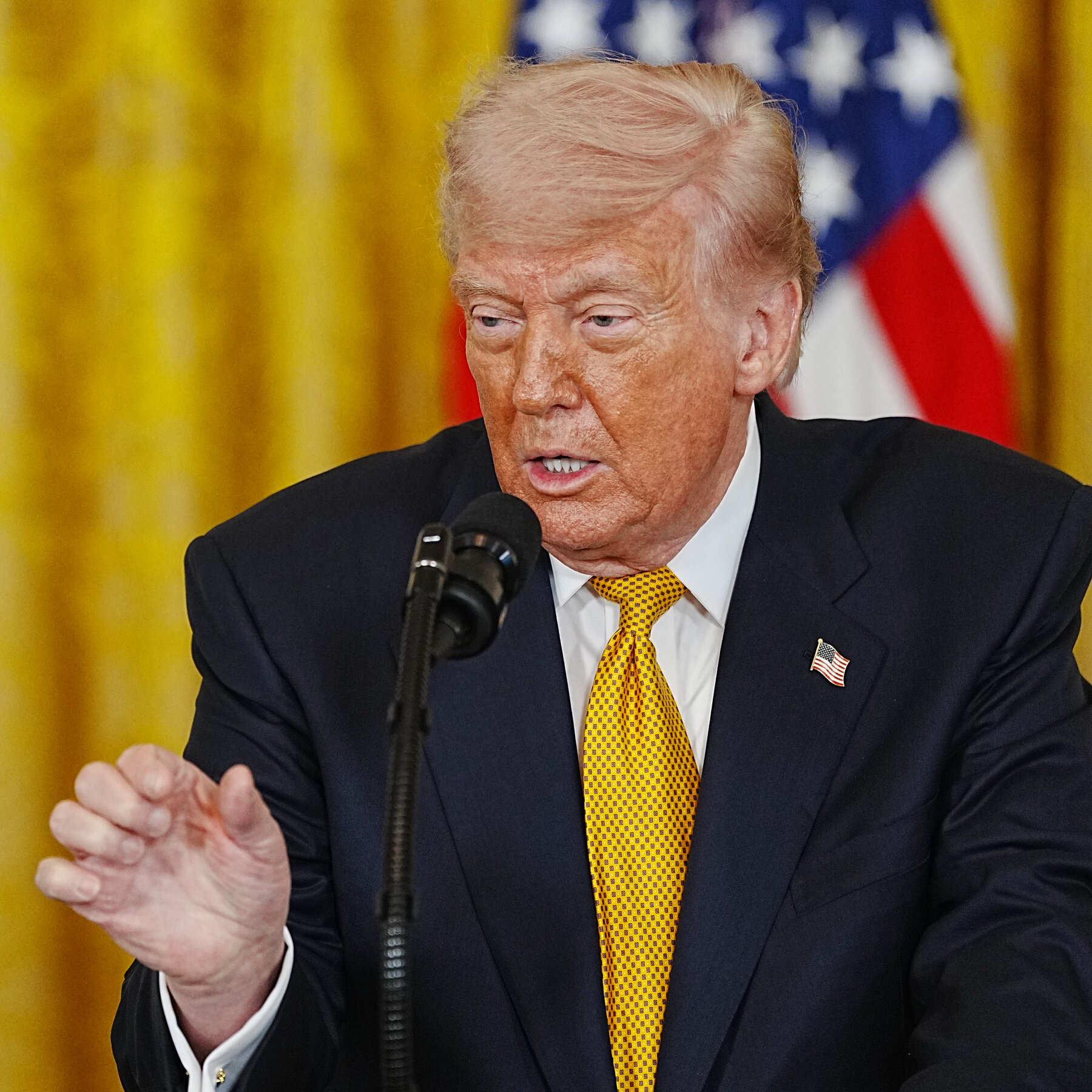 Gedung Putih di Washington D.C., sumber pernyataan Presiden AS mengenai pembicaraan dengan Iran, kontras dengan laporan serangan Israel di Lebanon yang menambah kompleksitas ketegangan regional.