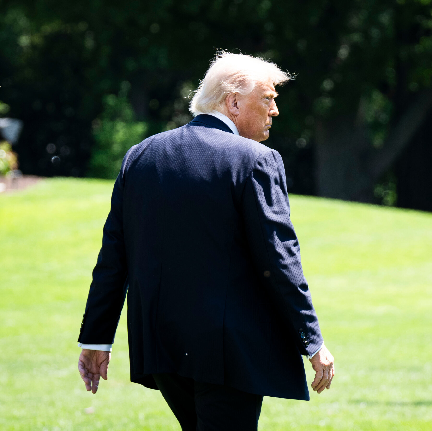 Presiden Donald Trump menyampaikan pernyataan mengenai Iran sebelum keberangkatan ke KTT di China, menegaskan penolakan AS terhadap tuntutan Teheran.