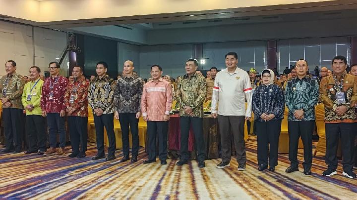 Presiden Prabowo Subianto saat menyampaikan pidato (ilustrasi) mengenai komitmennya terhadap pembangunan daerah dan sinergi pemerintah pusat-daerah.