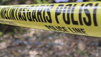 Garis polisi terpasang di lokasi penemuan jenazah bayi di sebuah kontrakan.