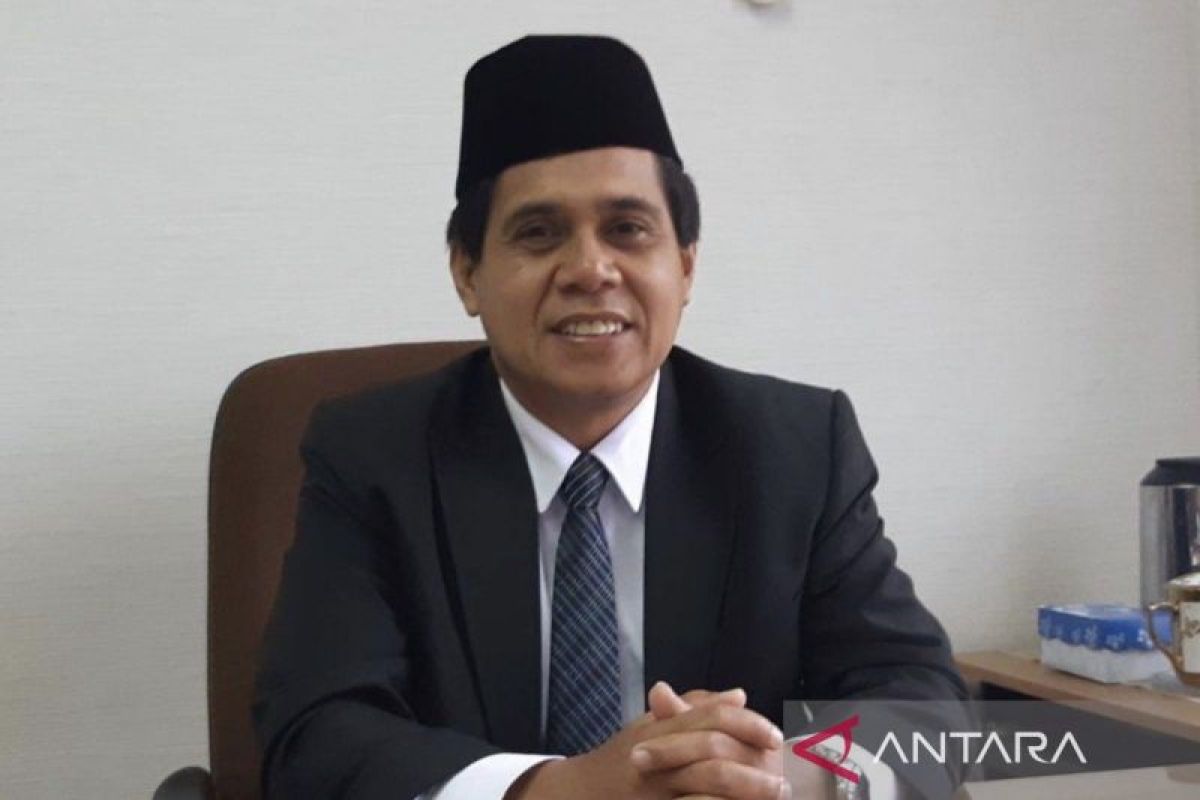 Ketua DPRD Kota Samarinda, Helmi Abdullah, saat menyampaikan komitmen lembaga dalam menjaga kualitas layanan publik di tengah pemberlakuan WFH.