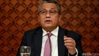 Gubernur Bank Indonesia (BI) Perry Warjiyo menghadapi desakan dari Komisi XI DPR terkait stabilitas nilai tukar rupiah.