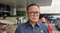COO Danantara, Dony Oskaria, memberikan respons terhadap peringatan risiko ekspor satu pintu oleh S&P dan Moody's.