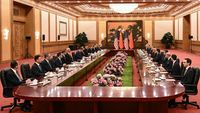 Mantan Menlu AS Mike Pompeo terekam menunjukkan ekspresi terkesima saat memasuki The Great Hall of the People di Beijing, dalam sebuah video yang menjadi viral di media sosial.