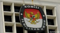 Helikopter yang diduga digunakan Komisi Pemilihan Umum (KPU) untuk kunjungan kerja.