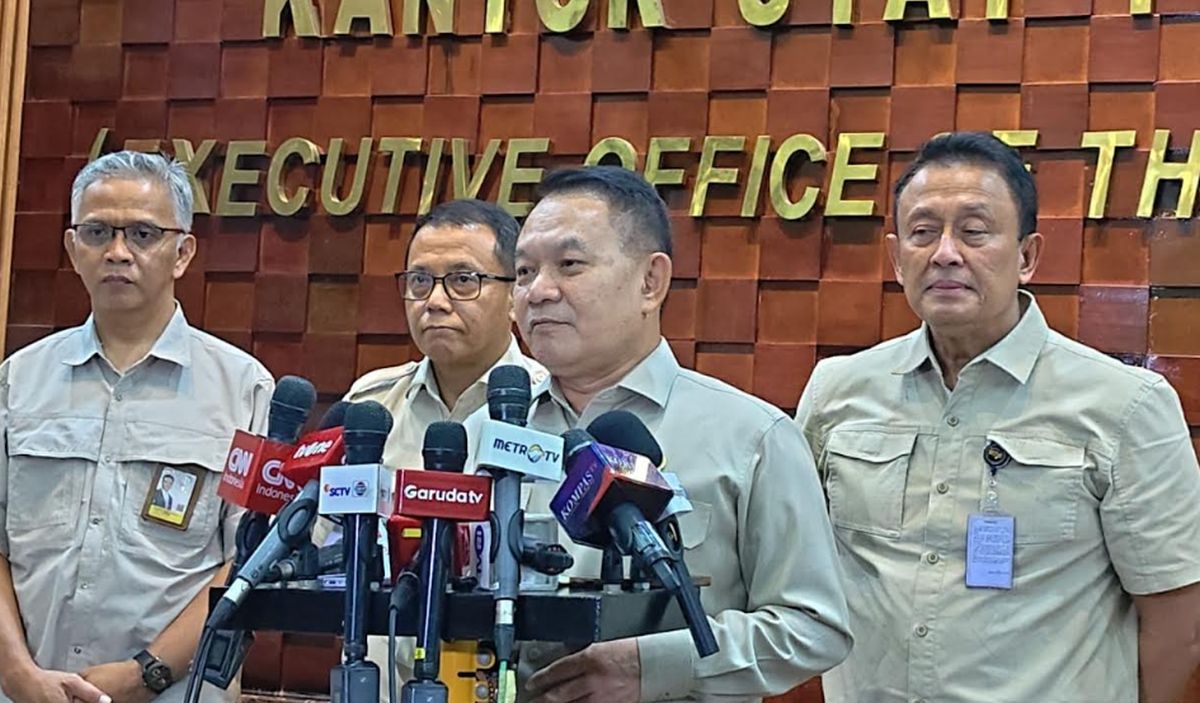 Wakil Presiden Gibran Rakabuming Raka memimpin pembahasan penting terkait Badan Gizi Nasional (BGN) dengan Kepala Staf Kepresidenan Dudung Abdurachman untuk memperkuat upaya gizi nasional.