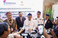 Gubernur Banten Andra Soni (ilustrasi) menyatakan optimismenya terkait penetapan Provinsi Banten dan Lampung sebagai tuan rumah PON XXIII tahun 2032. (Foto: Dok. Humas Pemprov Banten)