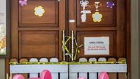 Polisi mengungkap praktik penggunaan kamar dummy oleh Daycare Little Aresha untuk menipu orang tua, sekaligus menangkap 13 tersangka terkait kasus kekerasan anak.