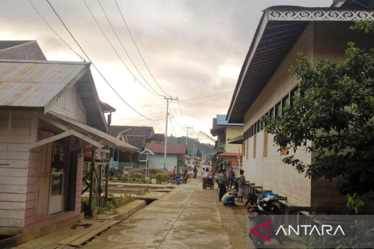 Pemerintah Kabupaten Mahakam Ulu berupaya keras mengidentifikasi dan menyelesaikan hambatan demi percepatan penyaluran dana desa untuk pembangunan yang berkelanjutan di wilayahnya.