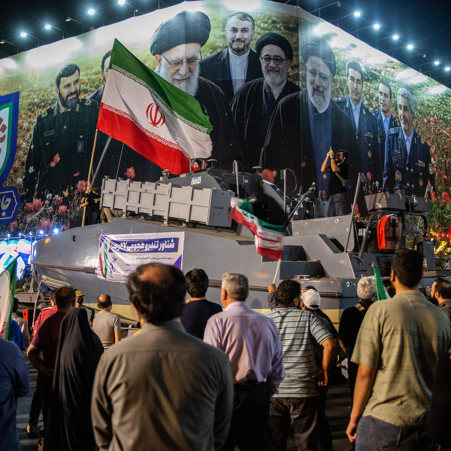 Pasukan militer AS di Timur Tengah berupaya mencegat rudal Iran di tengah peningkatan ketegangan regional.