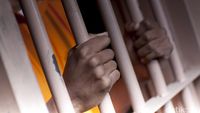 Petugas kepolisian mengamankan terduga pelaku pencabulan anak di bawah umur.