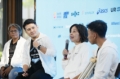 Dari kiri ke kanan: Marketing Communications Manager Garmin Indonesia Rian Krisna, Plt. Presiden Direktur Bank Saqu Leka Madiadipoera, TeamGarmin Anggi Wahyuda, dan Perwakilan DND Sports Management Didit Santoso dalam pengumuman resmi Garmin Run Marathon Series Indonesia 2026.
