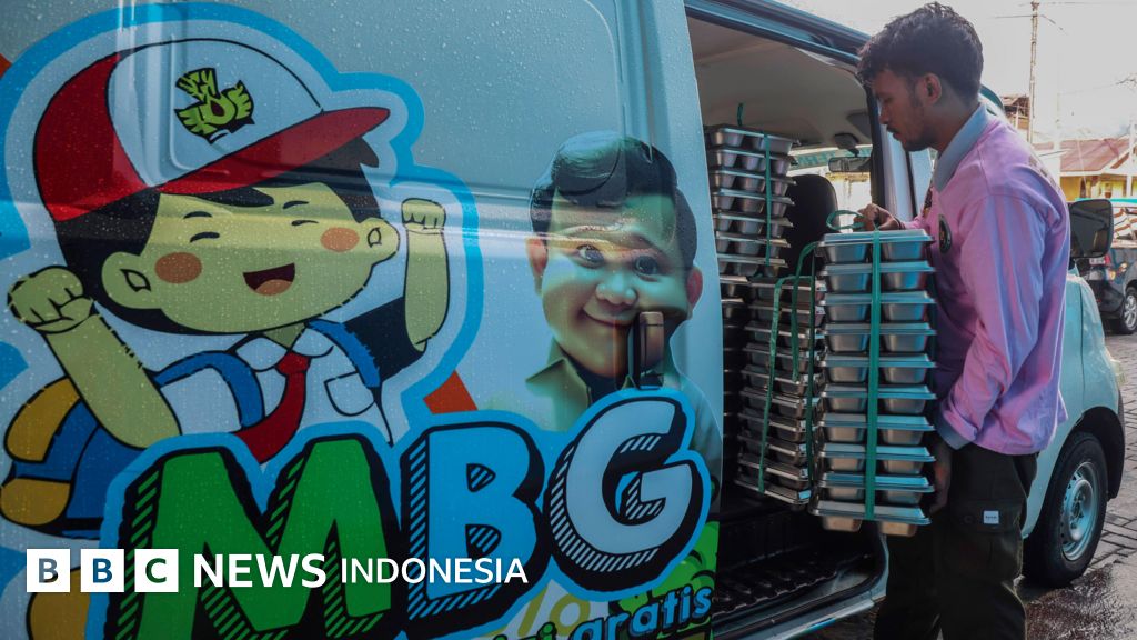 Kejaksaan Agung didesak untuk mengusut tuntas dugaan korupsi program MBG dan mengungkap semua aktor yang terlibat dalam jaringan korupsi ini.
