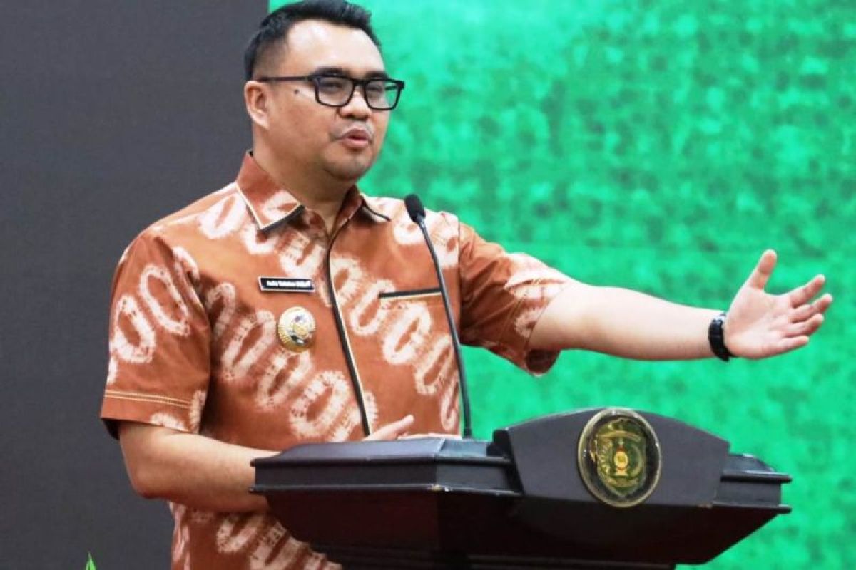 Bupati Kutai Kartanegara Aulia Rahman Basri saat menyampaikan pentingnya data Sensus Ekonomi 2026 sebagai landasan kebijakan pembangunan daerah.