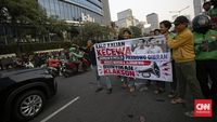 Sistem kamera pengawas (CCTV) di kawasan Sudirman, Jakarta, yang dipastikan berfungsi normal oleh Polda Metro Jaya dan Pemprov DKI di tengah laporan ketidakfungsian saat demo mahasiswa.