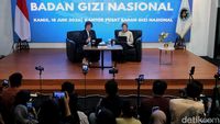 Pejabat Badan Gizi Nasional (BGN) tengah meninjau dokumen anggaran, sebagai bagian dari upaya efisiensi belanja untuk tahun 2025 yang akan datang, demi prioritas program gizi.