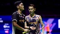 Fajar Alfian dan Muhammad Rian Ardianto, ganda putra Indonesia, tampak lesu usai meraih posisi runner-up di final Singapore Open 2026, mengakui perlunya perbaikan mental.