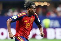 Lamine Yamal saat berlaga memperkuat Timnas Spanyol, menunjukkan potensi gemilangnya di level internasional.