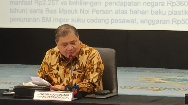 Menteri Koordinator Bidang Perekonomian Airlangga Hartarto menjelaskan langkah antisipatif pemerintah menghadapi gejolak ekonomi global dan dampaknya terhadap stabilitas nasional.