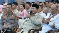 Menteri Sekretaris Negara Prasetyo Hadi saat menyampaikan keterangan pers terkait kebijakan pemerintah dan pergantian personel.