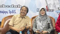 Ilustrasi penegakan hukum dalam kasus ijazah palsu yang melibatkan tokoh publik yang menjadi sorotan.