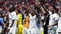 Pemain Timnas Cape Verde merayakan hasil imbang bersejarah melawan Spanyol di laga perdana Grup H Piala Dunia 2026, yang membuat posisi mereka di ranking FIFA melonjak.