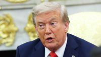 trump-perluas-tarif-impor-50-untuk-baja-dan-aluminium-1755674792191_169