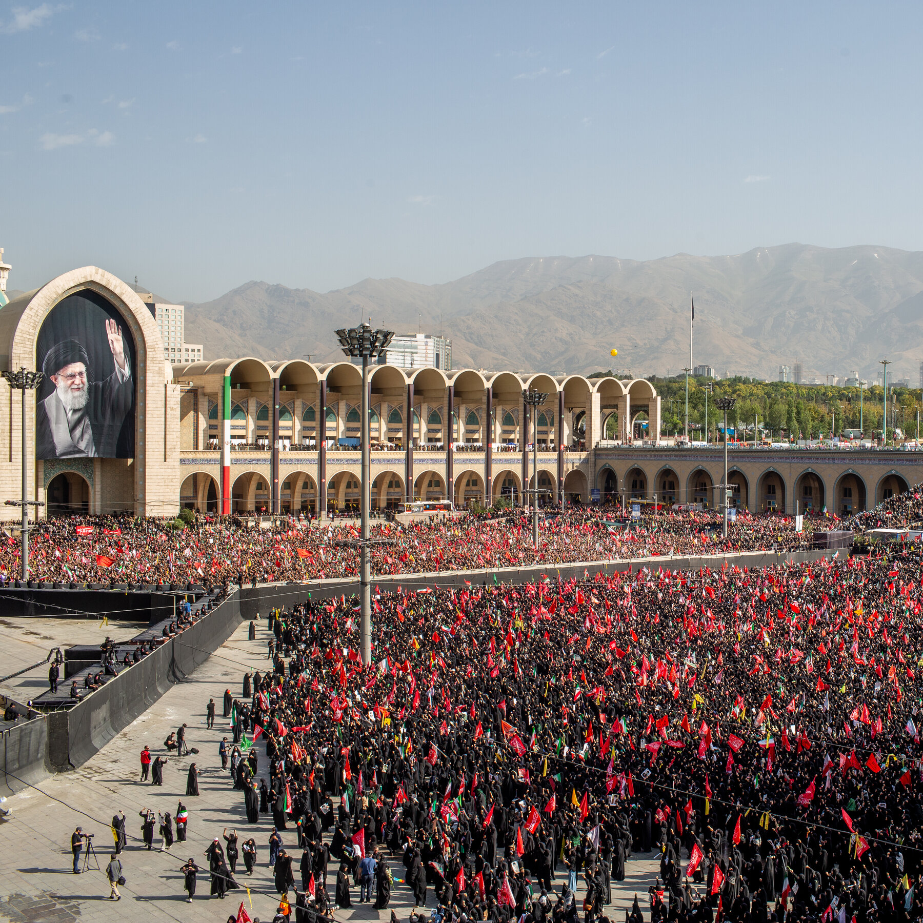 04int-khamenei-funeral-fmvh-mediumSquareAt3X