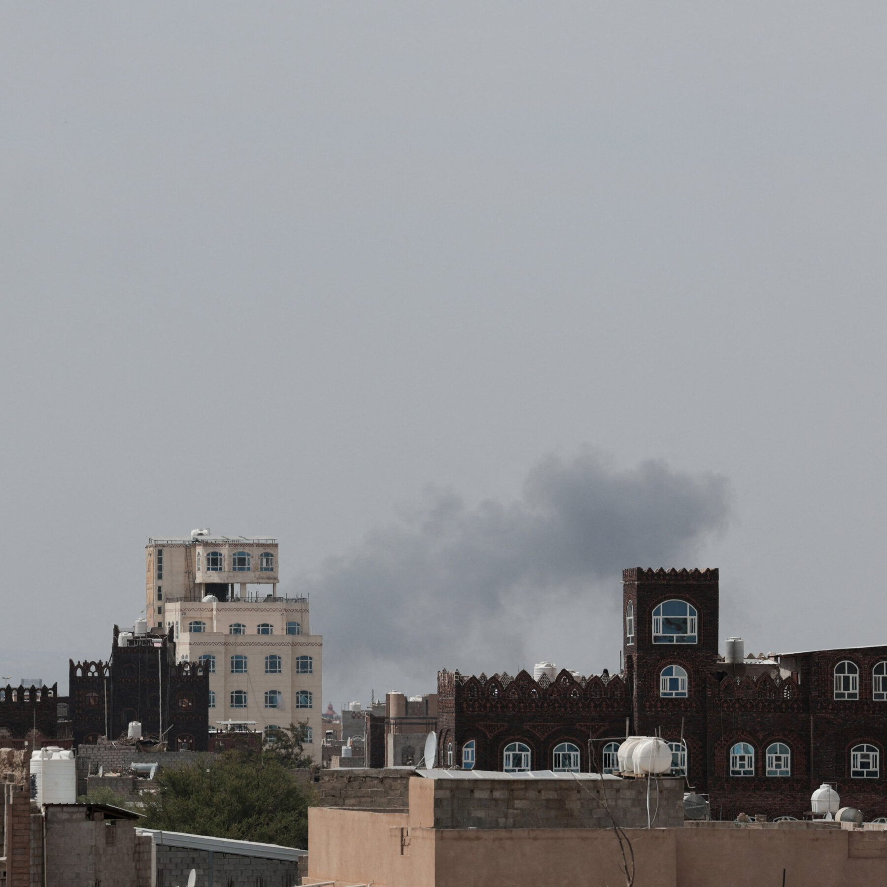 13mideast-live-yemen-kjmv-mediumSquareAt3X