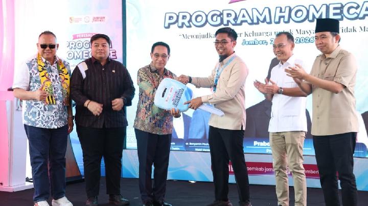 Wakil Menteri Kesehatan mengapresiasi program Homecare di Jember sebagai inovasi pelayanan kesehatan komprehensif yang berpotensi menjadi pilot proyek nasional.