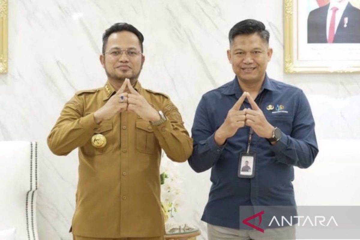 Pesona alam Kalimantan Timur yang menjadi daya tarik utama bagi wisatawan mancanegara, didukung oleh infrastruktur yang terus berkembang dan dampak positif dari pembangunan Ibu Kota Nusantara (IKN).